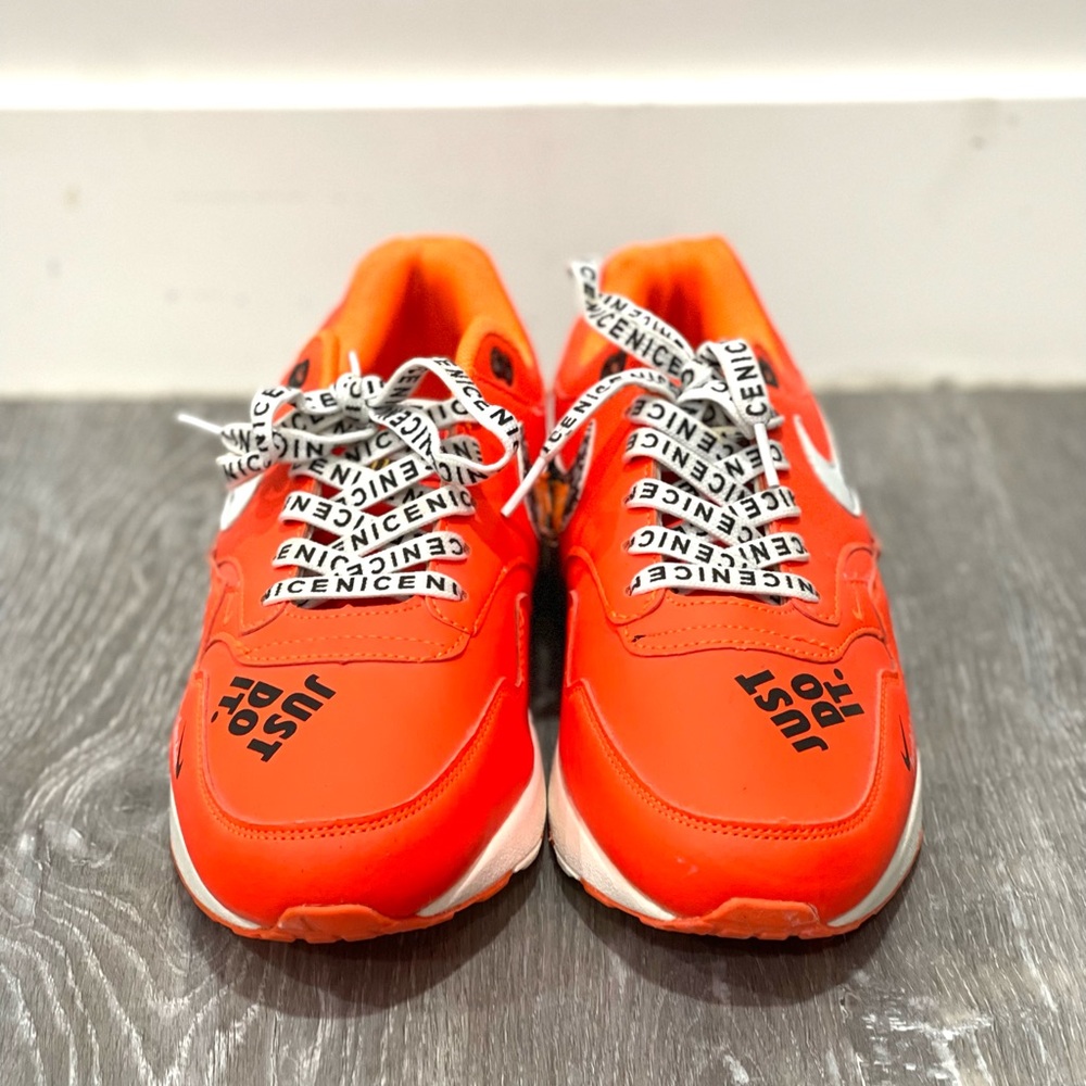 NWOB Men’s Nike Shoes